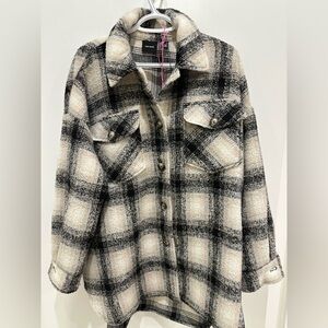 Vero Moda Black and Cream Teddy Jacket